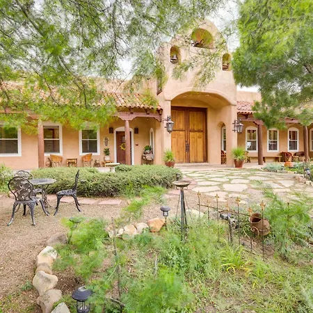 Los Cerrillos Hillside Hacienda On 65 Acres!